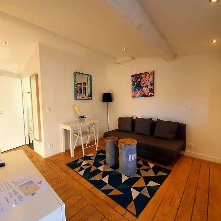Freshly Tastefully Renovated Apartments In Heart Of Old Antibes Exterior foto